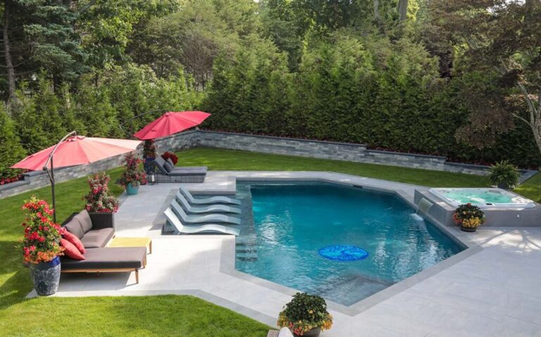 Custom Pool Construction in the Hamptons