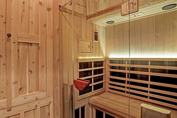 Clearlight Saunas